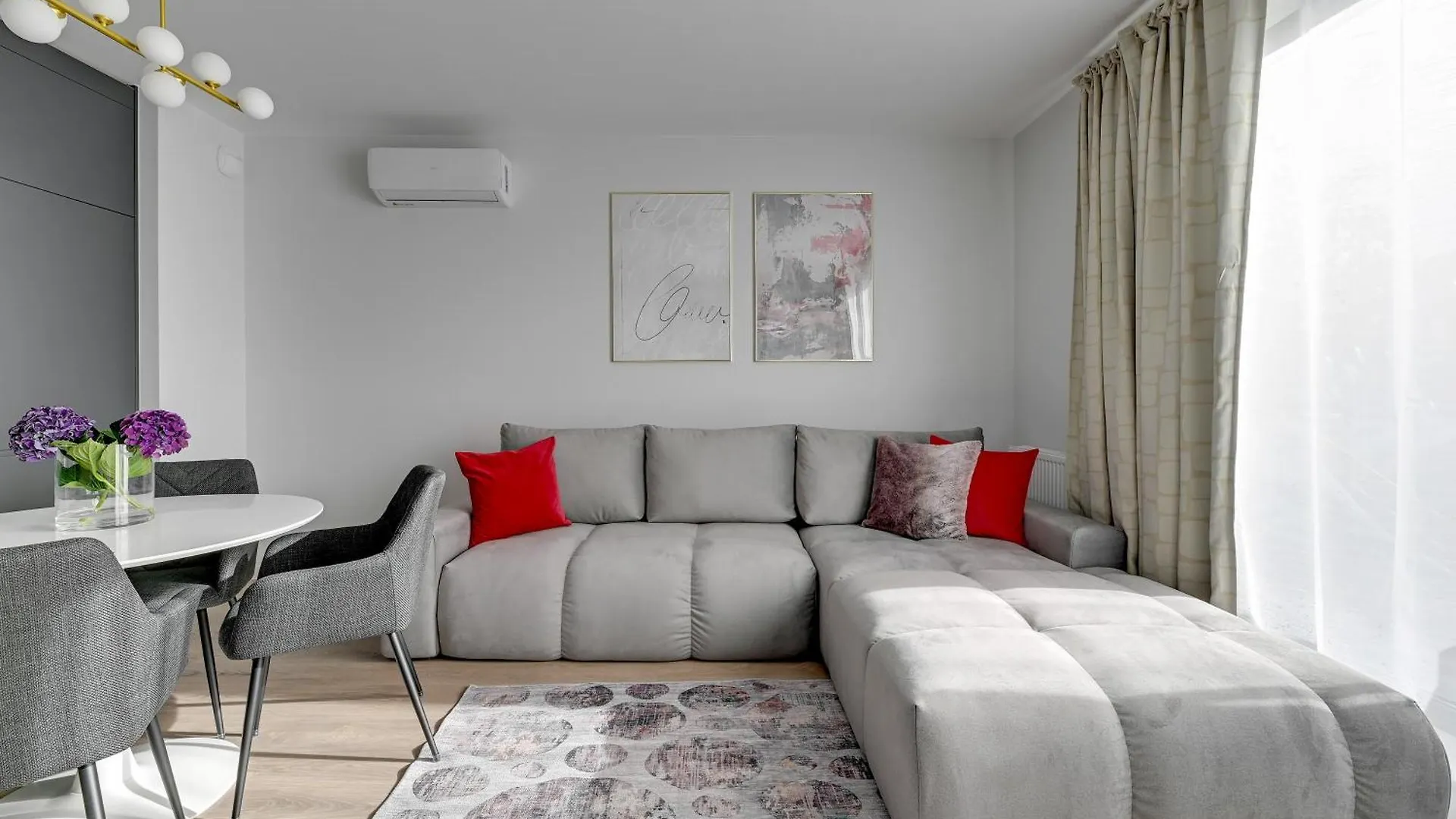 Lion Apartments - Premium Apartments With Parking In The Center Of Gdansk