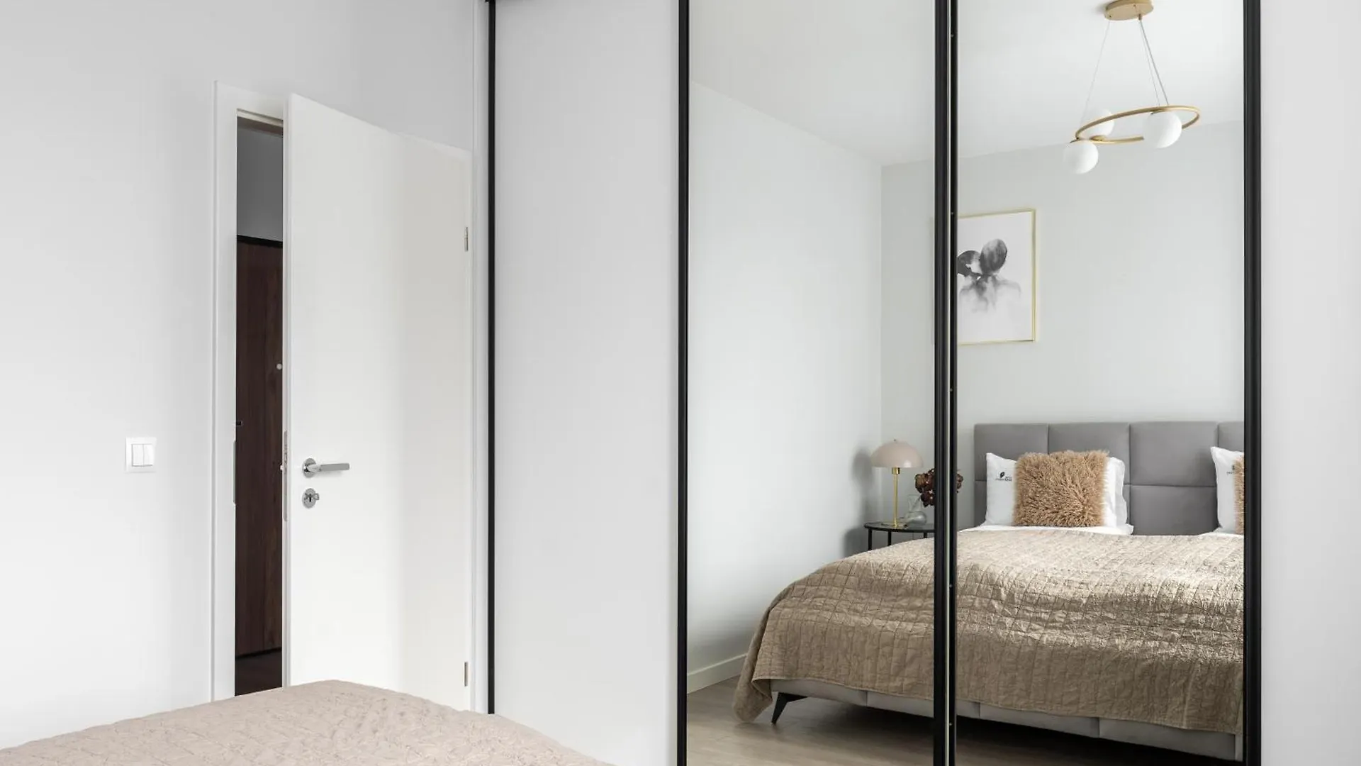 Lion Apartments - Premium Apartments With Parking In The Center Of Gdansk 0*,  Poland