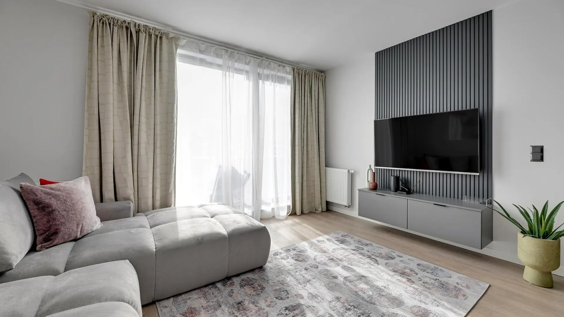 Lion Apartments - Premium Apartments With Parking In The Center Of Gdansk Poland
